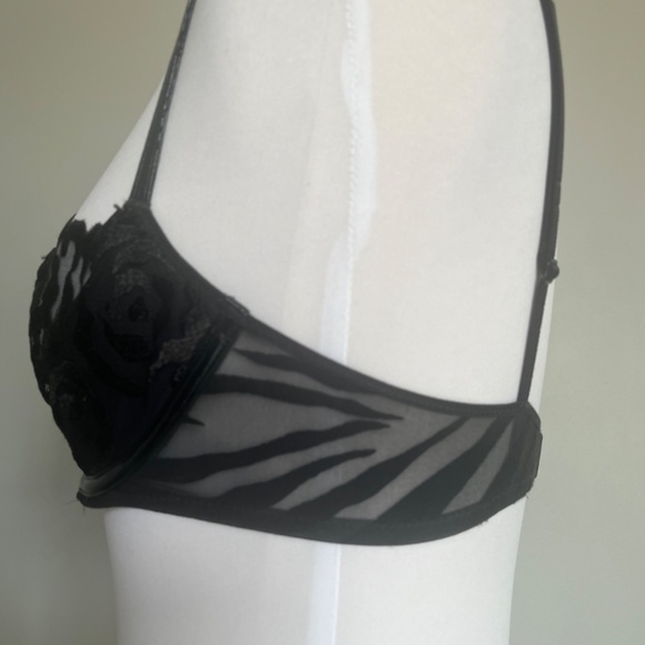 Victoria's Secret Very Sexy Scandalous Faux Leather Push up without padding Bra - Picture 6 of 13